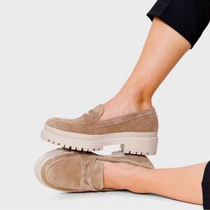 Patina from Portland Leathers Zoe taupe Chunky Loafer